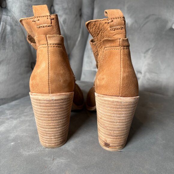 Dolce Vita Perforated Leather Ankle Booties – Tan – Women’s 8.5‎ - Picture 5 of 9